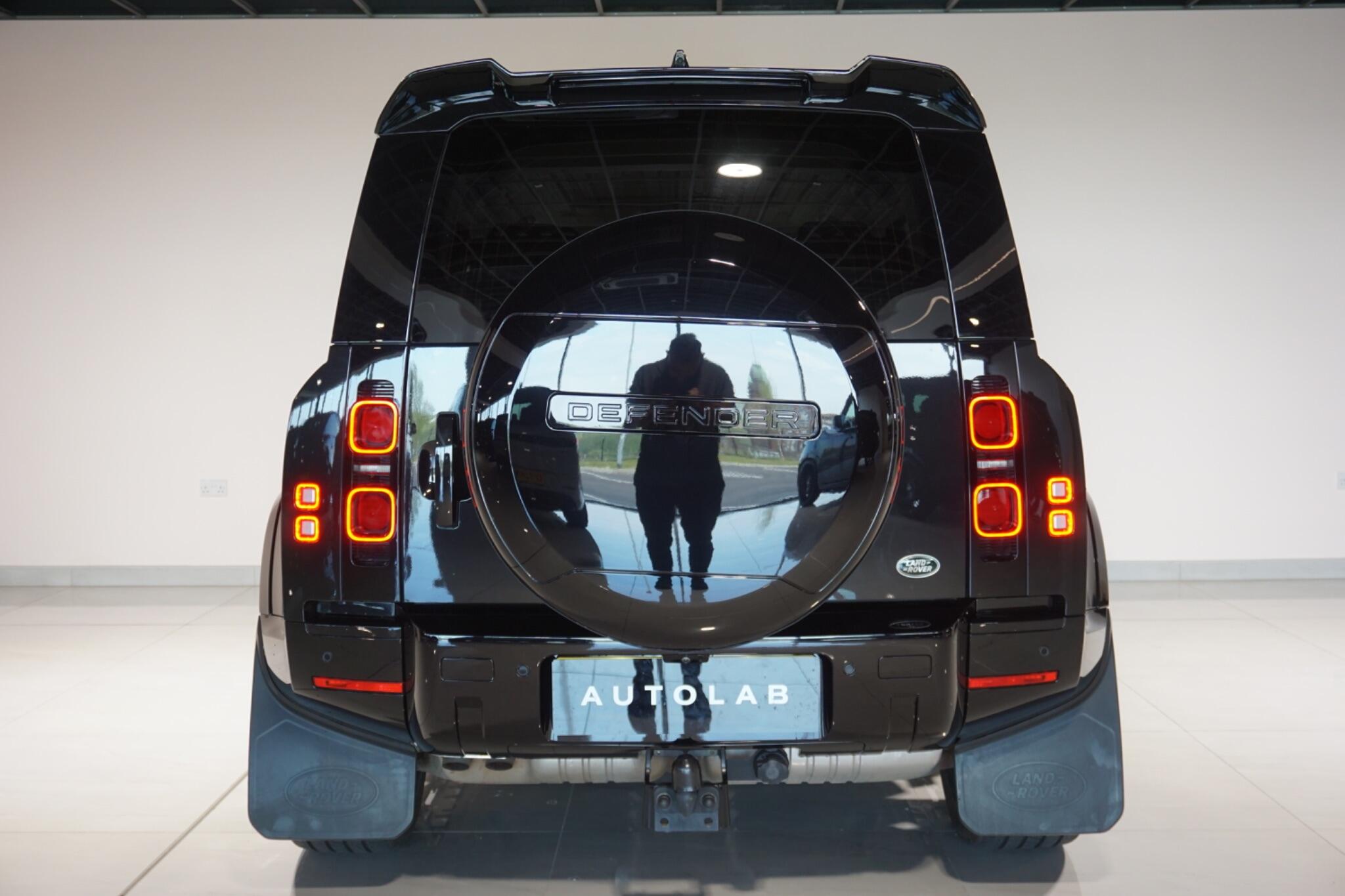 Land Rover Defender 110 3.0 D250 MHEV XS Edition SUV 5dr Diesel Auto 4WD Euro 6 (s/s) (250 ps)